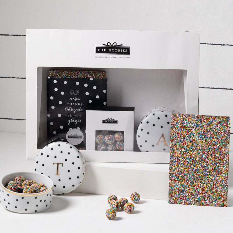 kit para presente agradecimento com porcelana e chocolate